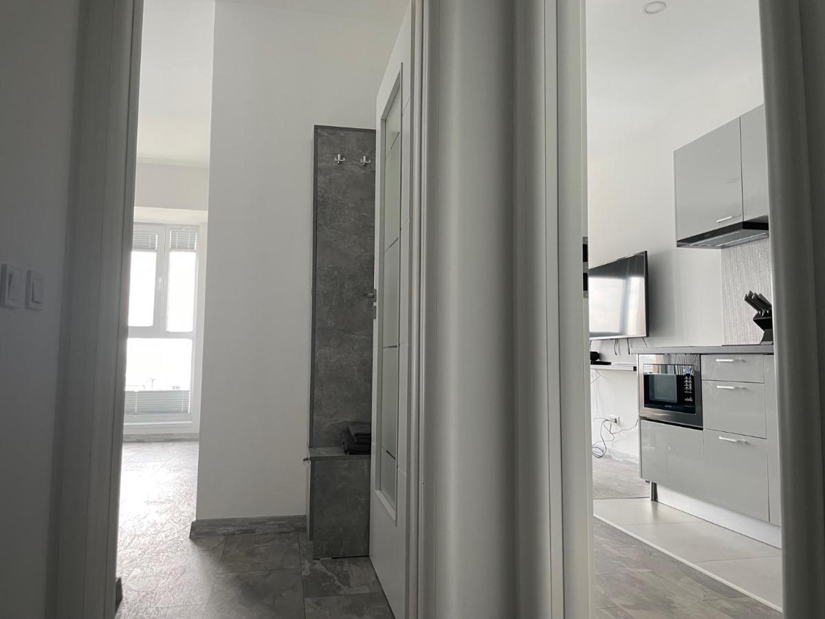 Cozy 2-Room Penthouse Lakeview W14 Bucharest Exterior photo